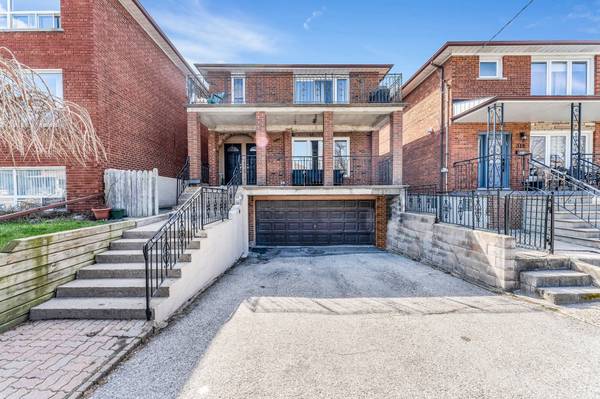 314 Atlas AVE #Upper, Toronto C03, ON M6C 3P9