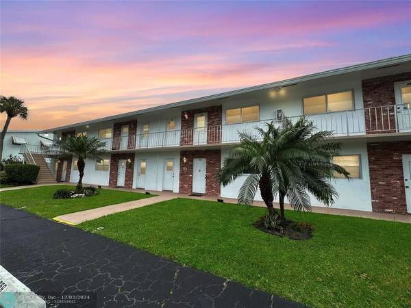 Pompano Beach, FL 33064,2650 W Golf Blvd  #256