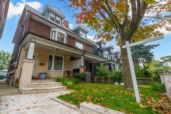 69 Boon AVE #Upper, Toronto W03, ON M6E 3Z2