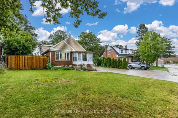 Mississauga, ON L5M 1H2,11 Brookside DR