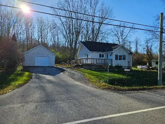 1435 County Road 3 N/A, Prince Edward County, ON K0K 1L0