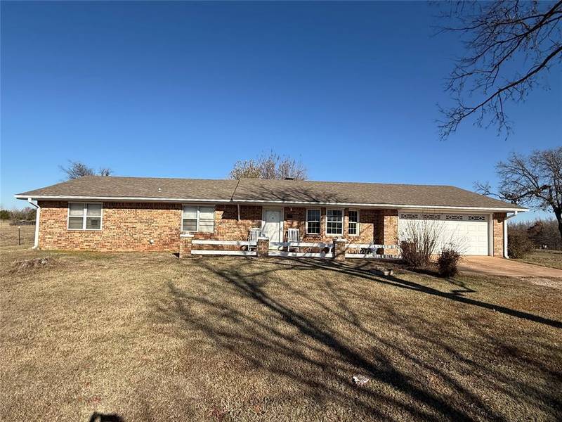 906 E Hamner Park Road, Carney, OK 74832