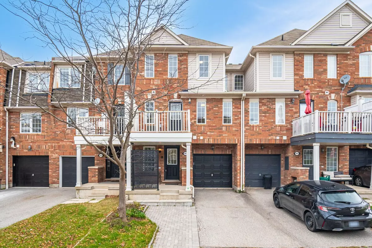 Oakville, ON L6M 5H9,3033 Drumloch AVE