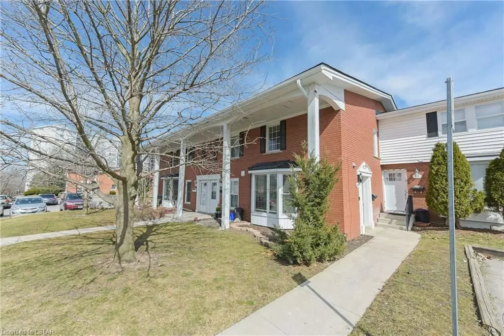 London, ON N5Y 1Z9,66 ARBOUR GLEN CRES