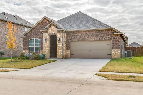 10804 Table Bluff Street, Aubrey, TX 76227