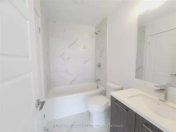 Toronto C14, ON M2N 0L3,262 Finch AVE E #8