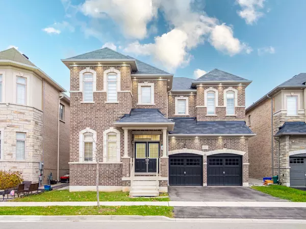 1527 Mendelson HTS, Milton, ON L9E 1H3