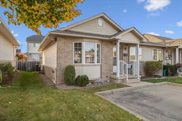 24 Kenyon CRES #45, Grimsby, ON L3M 5S4