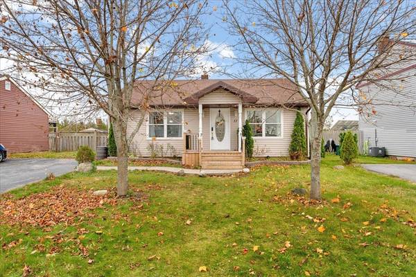 17 Inkerman AVE, Prince Edward County, ON K0K 2T0