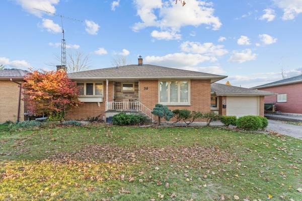 36 Pearl AVE, Leamington, ON N8H 1J7