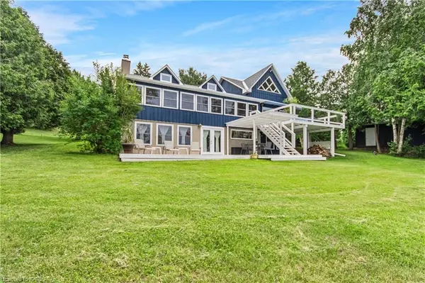 Rideau Lakes, ON K0G 1X0,477 WOLFE LAKE RD