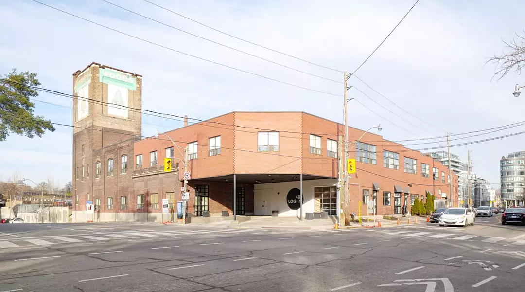 401 Logan AVE #101, Toronto E01, ON M4M 2N9