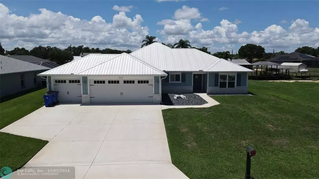 3111 Country Lake Dr, Sebring, FL 33876