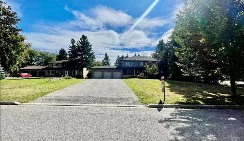 42 William ST, East Gwillimbury, ON L0G 1V0