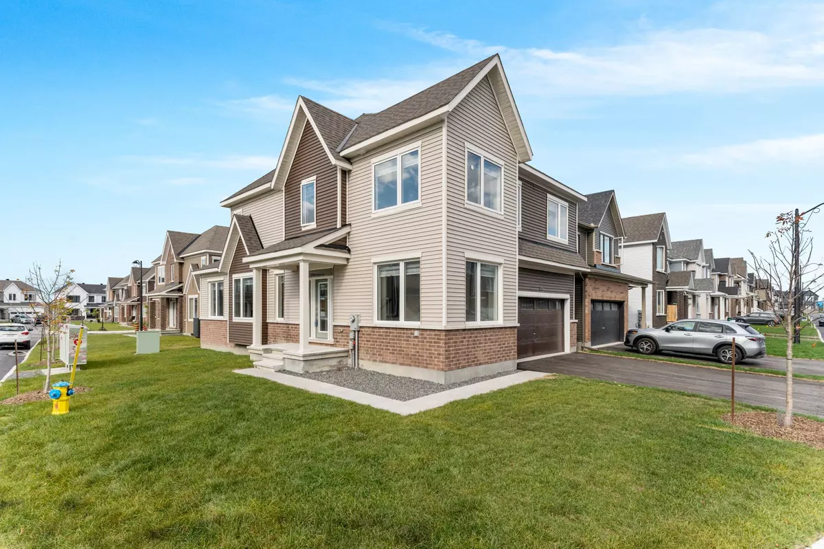 Barrhaven, ON K2J 6X3,349 APPALACHIAN CIR