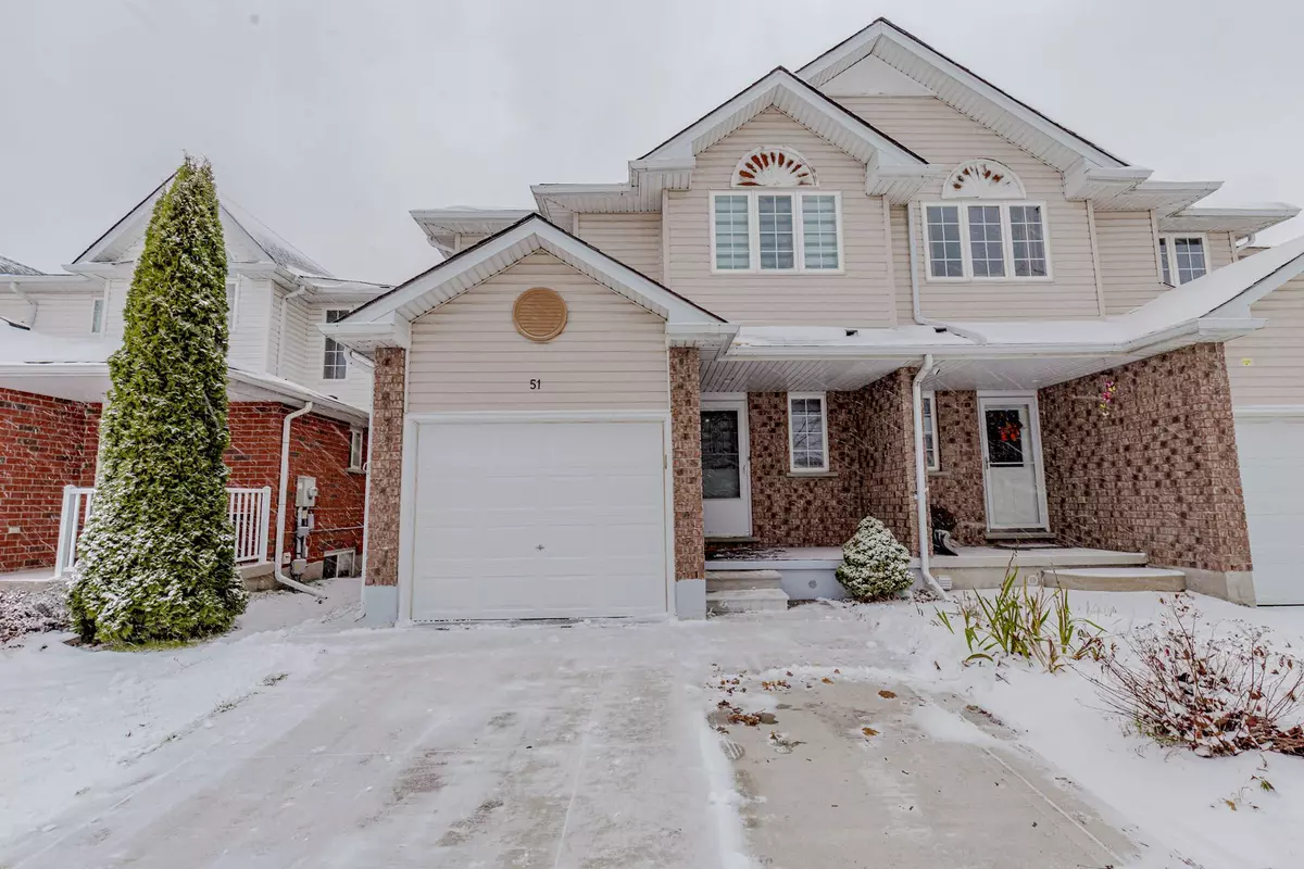 Cambridge, ON N1T 1Z7,51 Hawkins DR