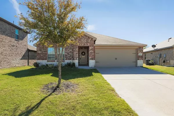 2904 Buttonbush Drive, Royse City, TX 75189