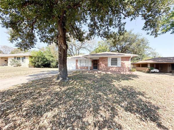 2919 College Circle, Corsicana, TX 75110