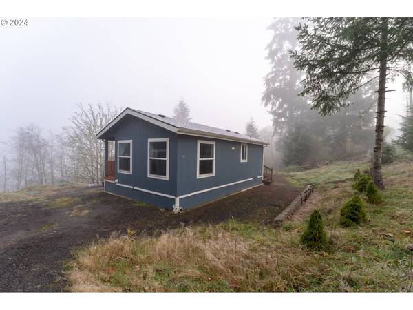 250 HOLCOMB SPUR RD, Kelso, WA 98626