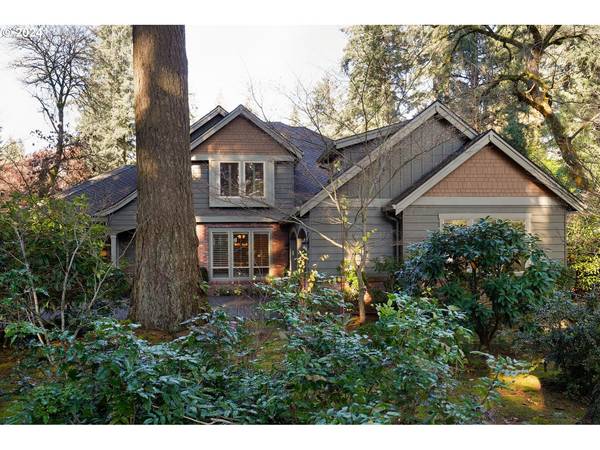 Lake Oswego, OR 97035,3485 UPPER DR