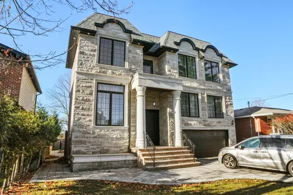 Pickering, ON L1W 1M8,802 Fairview AVE #BSMT