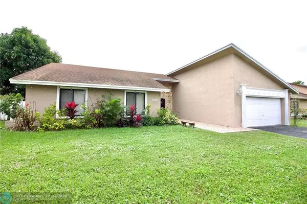 8310 NW 54th Ct, Lauderhill, FL 33351