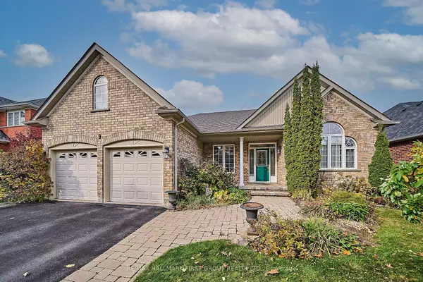 9 Oakside DR, Uxbridge, ON L9P 2A4