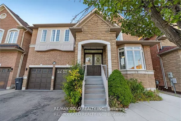 Brampton, ON L6R 2Y1,12 Castle Mountain DR