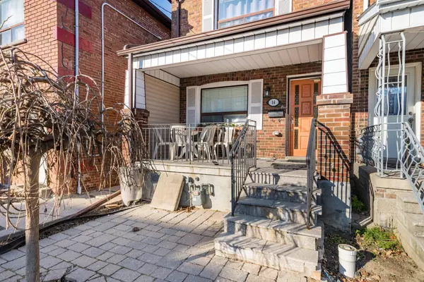 Toronto W03, ON M6E 1M8,14 Innes AVE #3