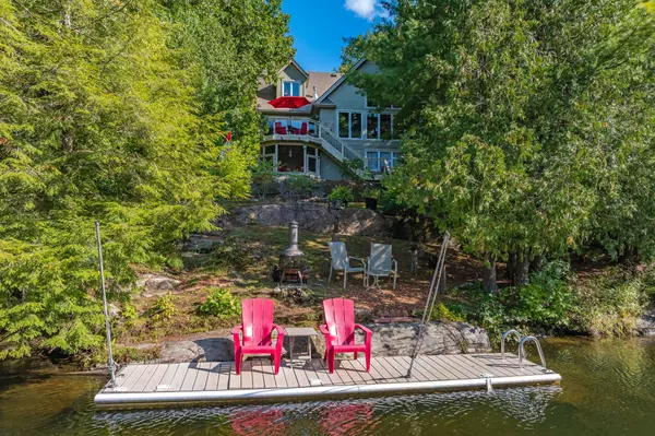 1005 Laidlaw AVE, Gravenhurst, ON L0K 2B0