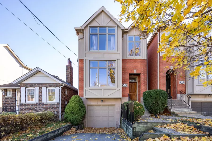 351 Deloraine AVE, Toronto C04, ON M5M 2B7