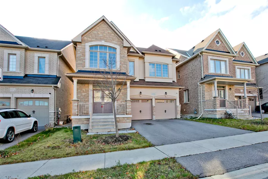 1115 Grainger TRL, Newmarket, ON L3X 0G7