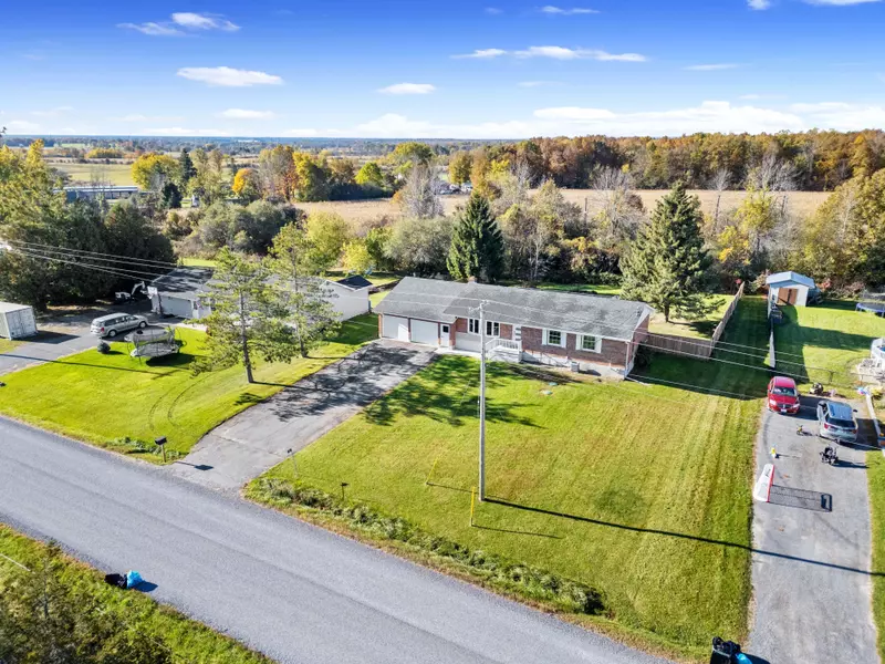 410 Old Hamburg RD, Greater Napanee, ON K7R 3K7