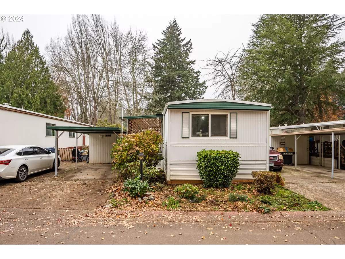 Eugene, OR 97402,4900 ROYAL AVE #101