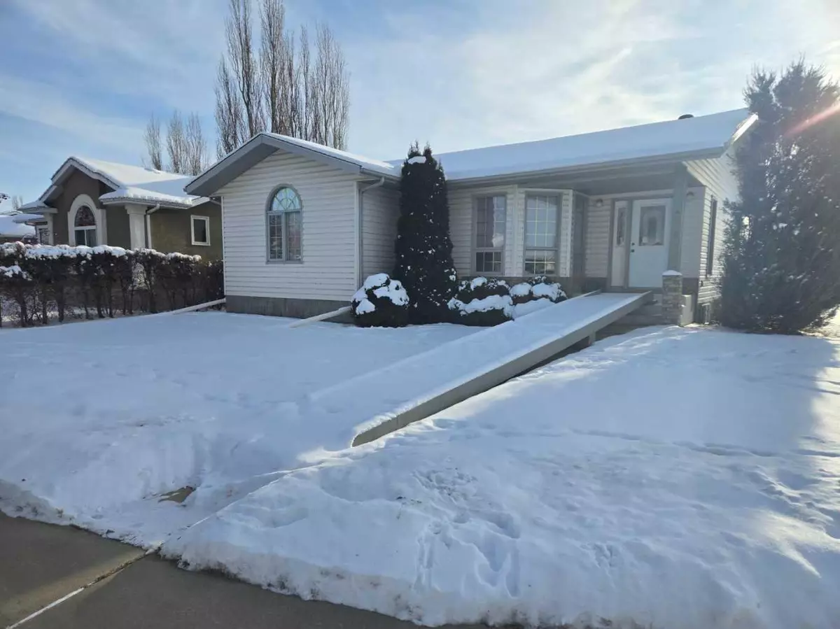 Lacombe, AB T4L 1T7,4619 55 AVE