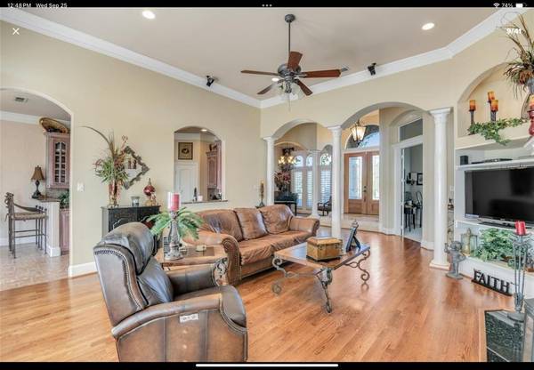 North Richland Hills, TX 76182,8200 Edgemont Court