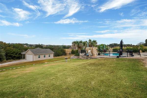 Granbury, TX 76049,2012 W Emerald Bend Court