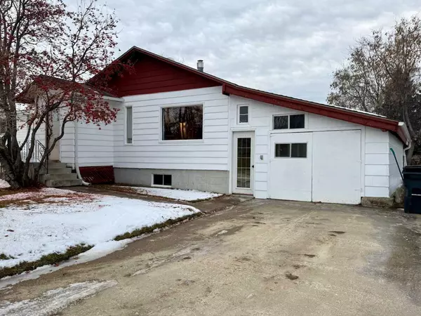 321 3 AVE Northwest, Slave Lake, AB T0G2A1