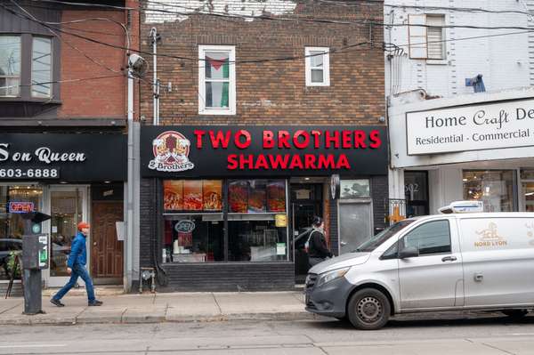 604 Queen ST W, Toronto C01, ON M6J 1E3