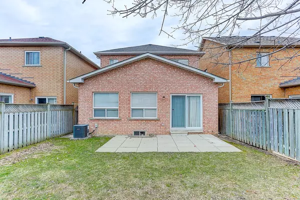 York, ON L4K 5H4,9 Belwood BLVD #Bsmt