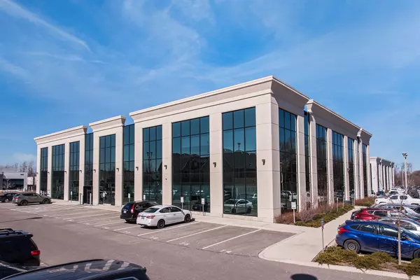 Oakville, ON L6J 7W5,1300 Cornwall RD #202-12