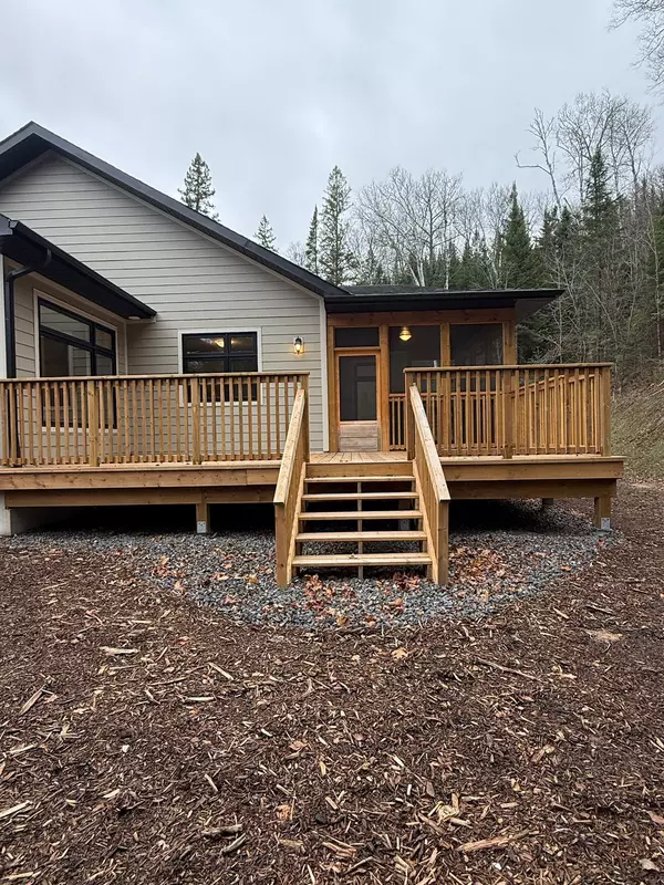 Lake Of Bays, ON P1H 0K1,1006 Kingsridge CT