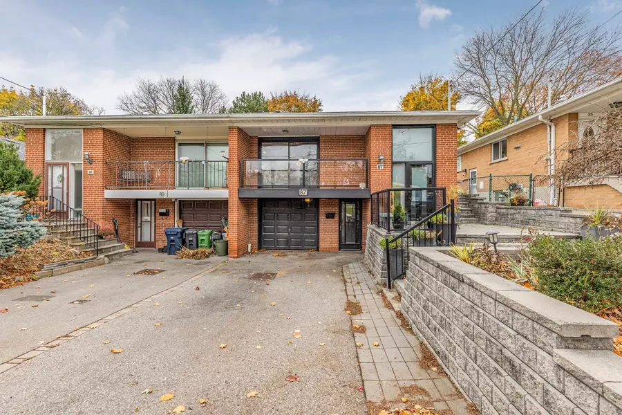 87 Northey DR, Toronto C12, ON M2L 2S8