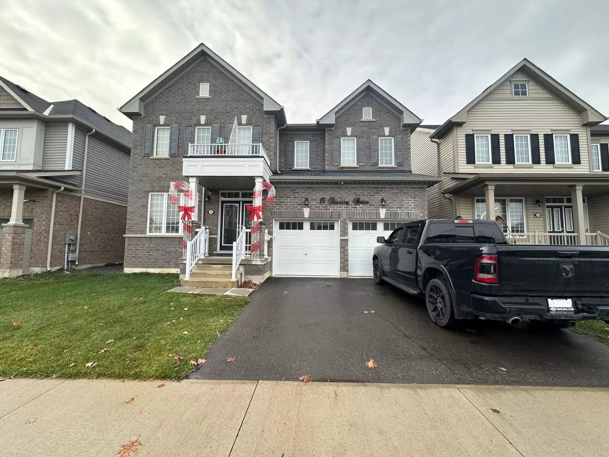 Thorold, ON L3B 0G5,15 Seanesy DR