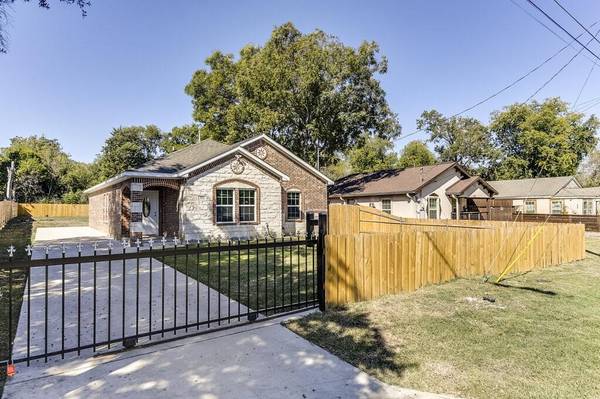 1905 Lea Crest Drive, Dallas, TX 75216