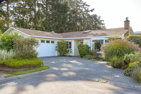 10149 Turnmill Close, Sidney, BC V8L 4Z5