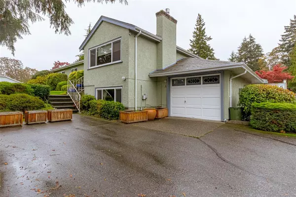 Saanich, BC V8P 2N7,3972 Cedar Hill Cross Rd #A