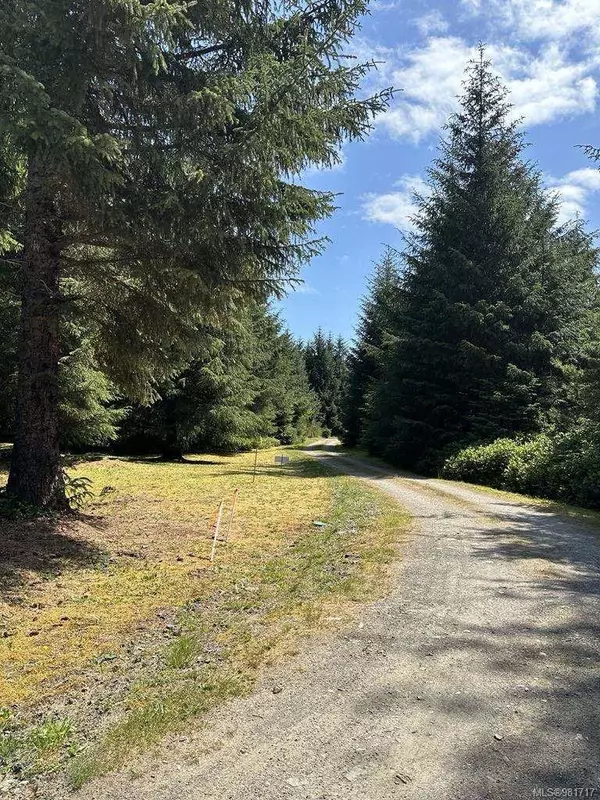 Sandspit, BC V0T 1Y0,35314 Highway 16 #Lot 1