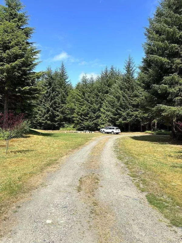 Sandspit, BC V0T 1Y0,35314 Highway 16 #Lot 1