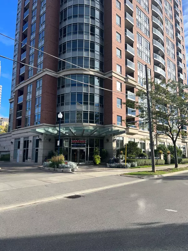 8 McKee AVE #1006, Toronto C14, ON M2N 7E5